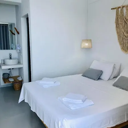 Geo & Art Boutique Hotel Himare