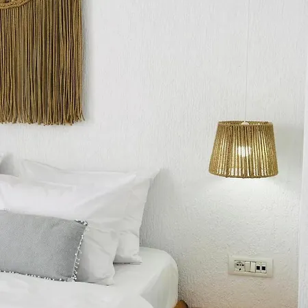 酒店 Geo & Art Boutique 4*