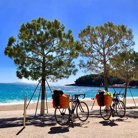 Geo & Art Boutique Himare