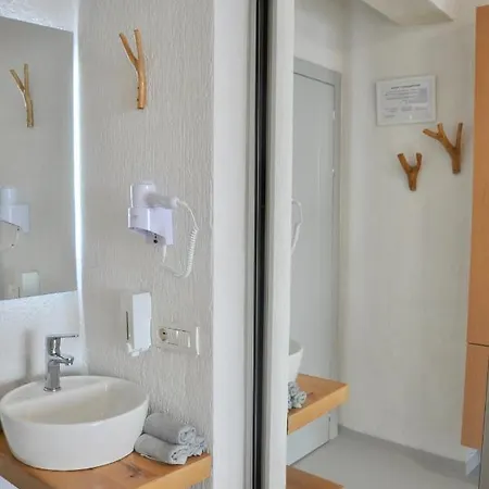 Geo & Art Boutique 4*