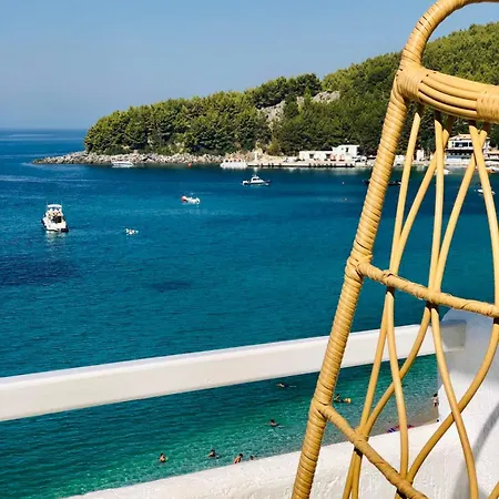 Geo & Art Boutique Hotel 4*