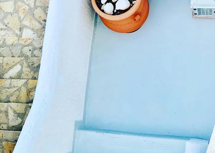 Geo & Art Boutique Hotel 4*