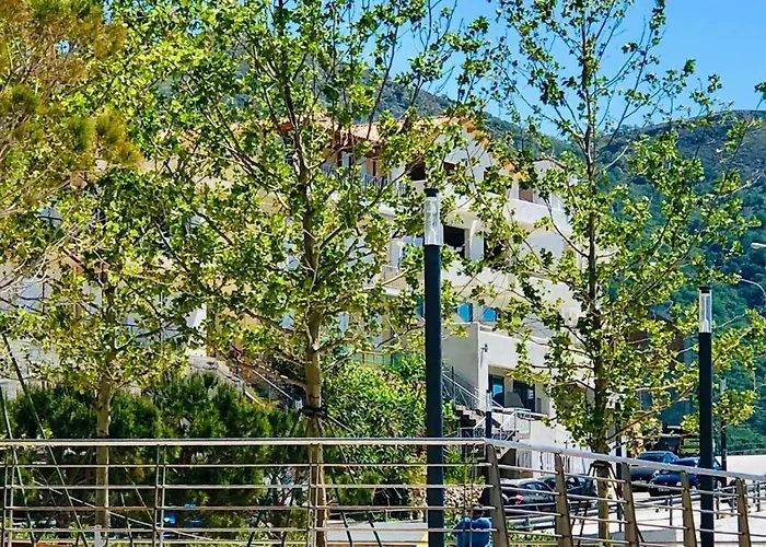 Geo & Art Boutique Hotel Himarë