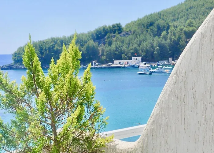 Geo & Art Boutique Hotel